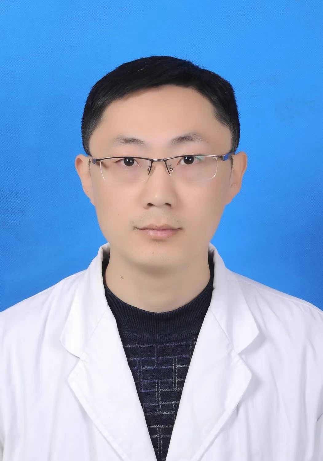 董更江