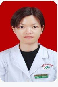 何盈犀