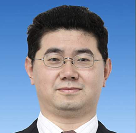 王伟