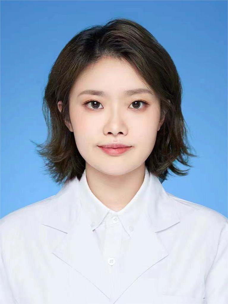 彭译萱