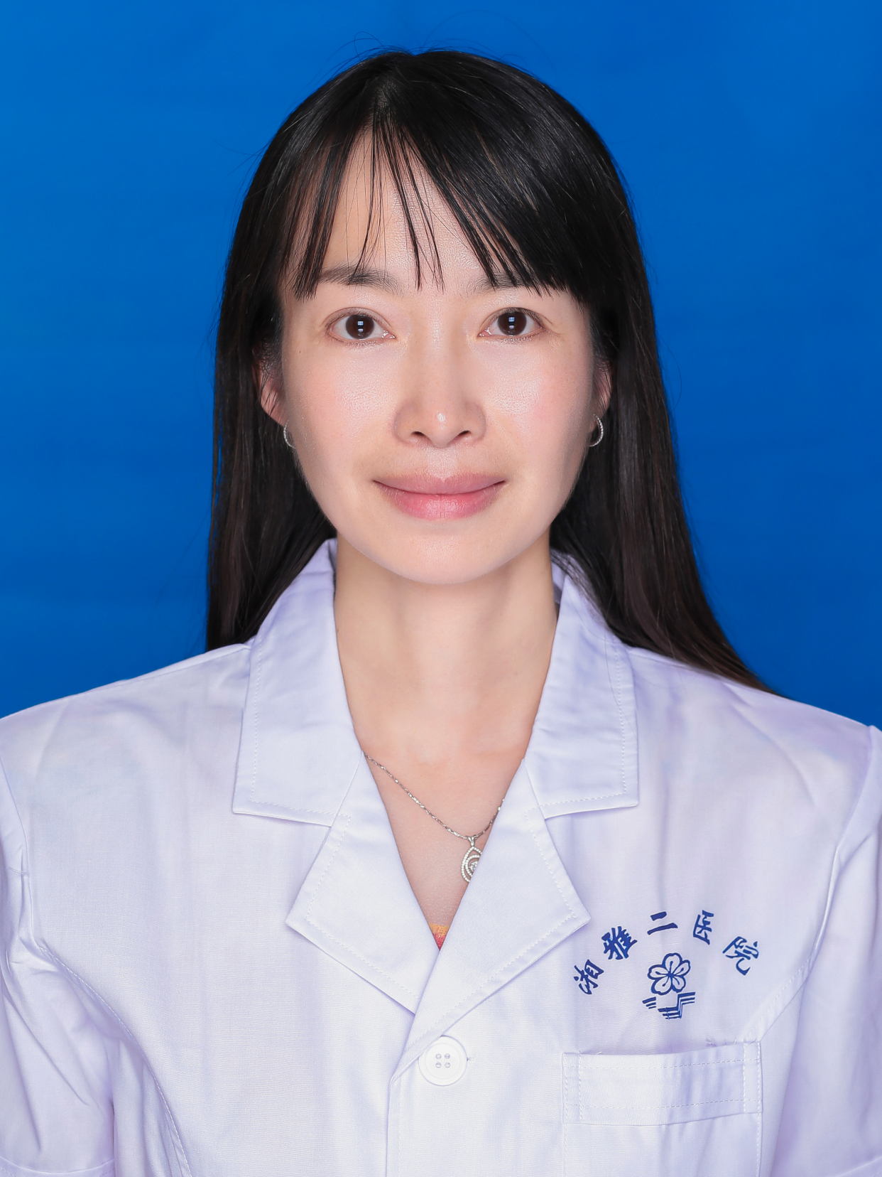 张燕玲