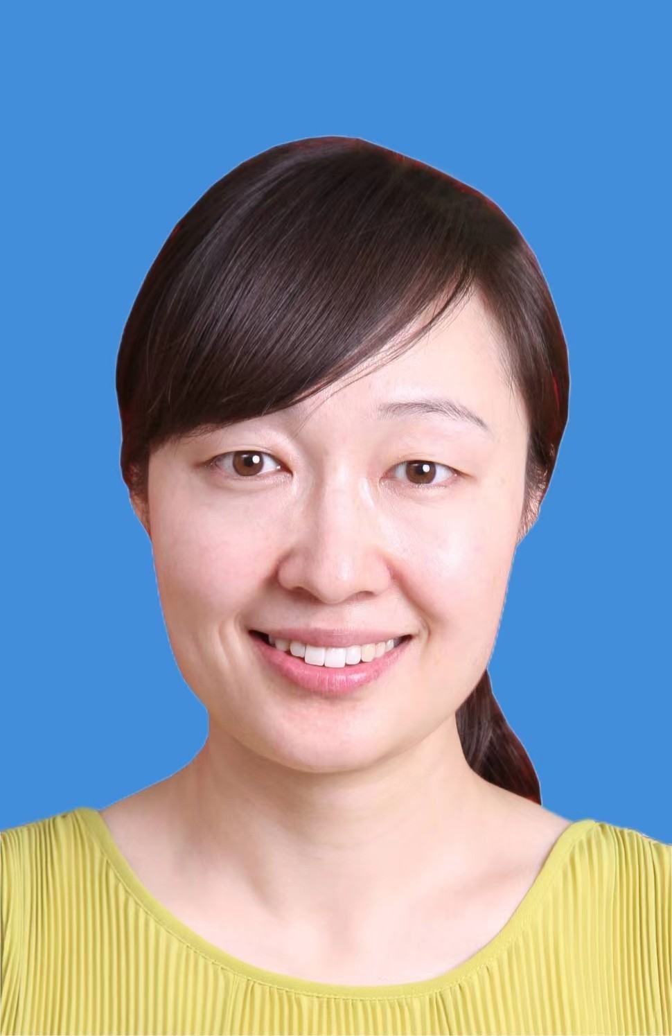 张静华