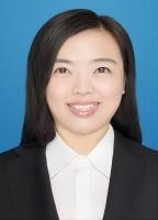 吕雪梅