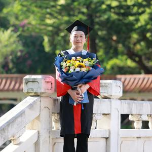 杨熙华