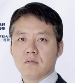 李伟