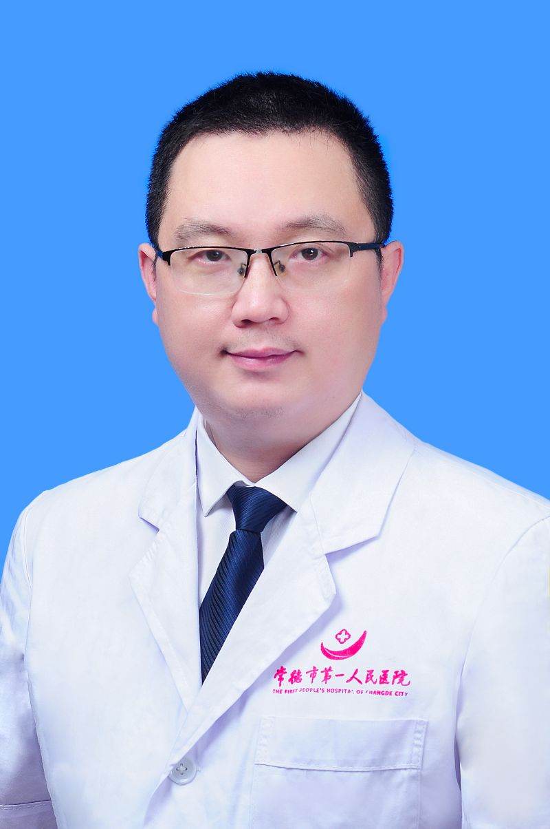 王俊