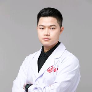 梁奇伟