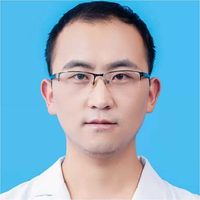 王小伟