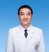 黄强