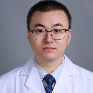 马镭俊琪
