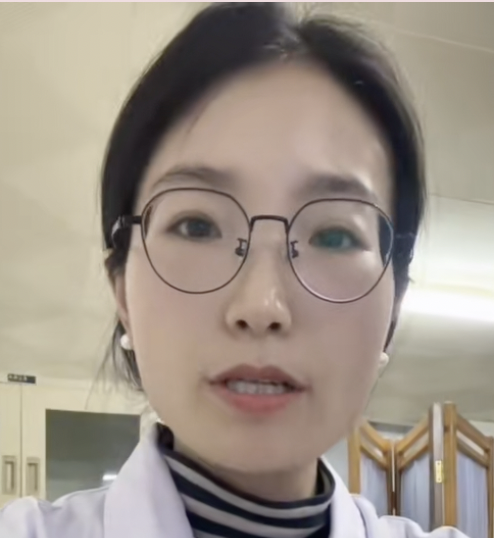 黄树英