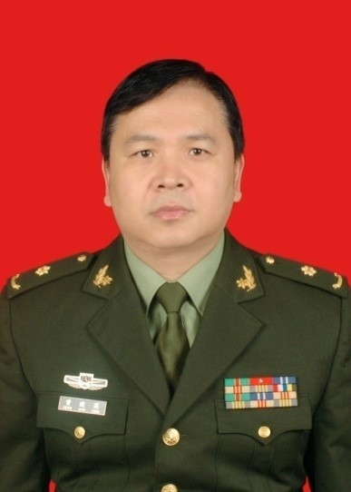 曾健英医生