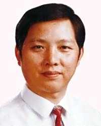 何平