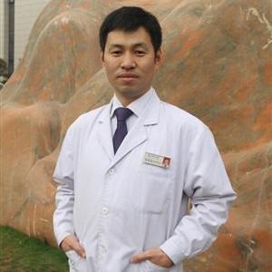 李伟民