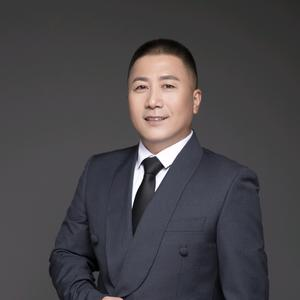 师新辉