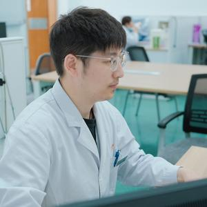 李云霄