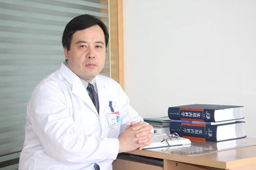 郑中伟医生