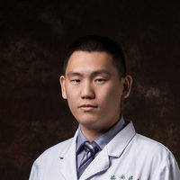 邸亮