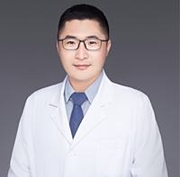 王利伟