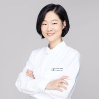 张灿