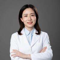 岑璐莎