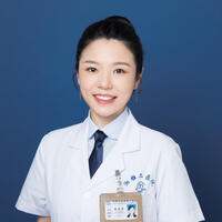 杨晨紫