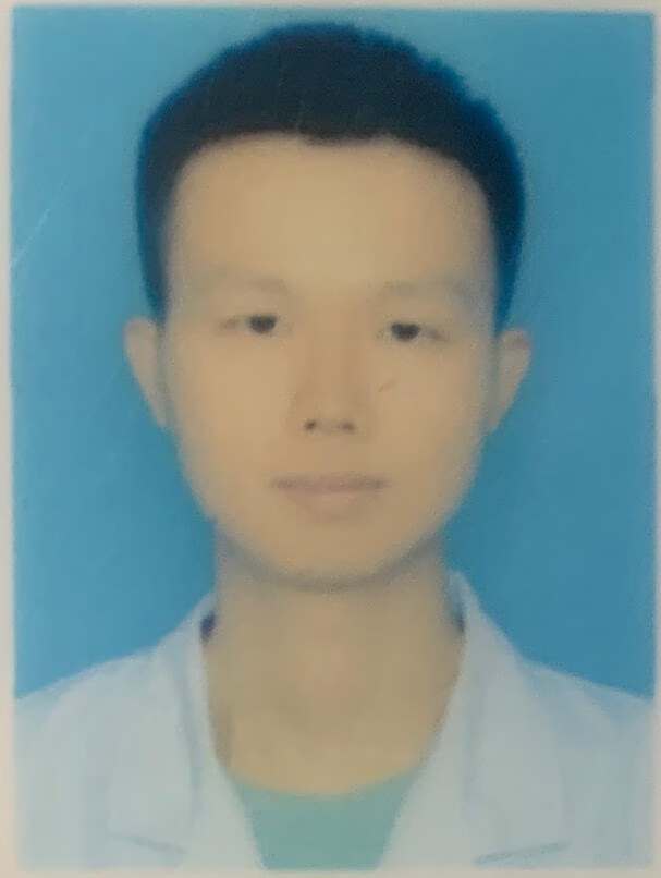 童国雄