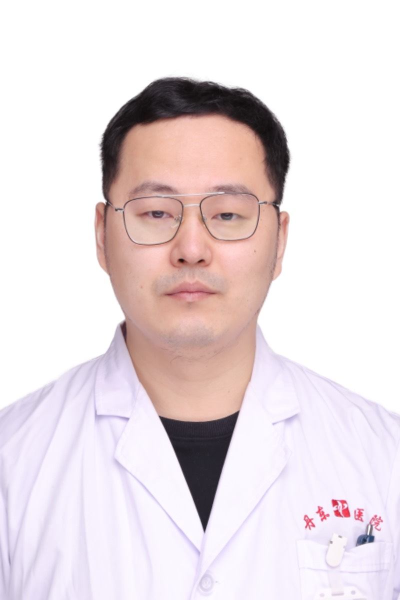吕恩君