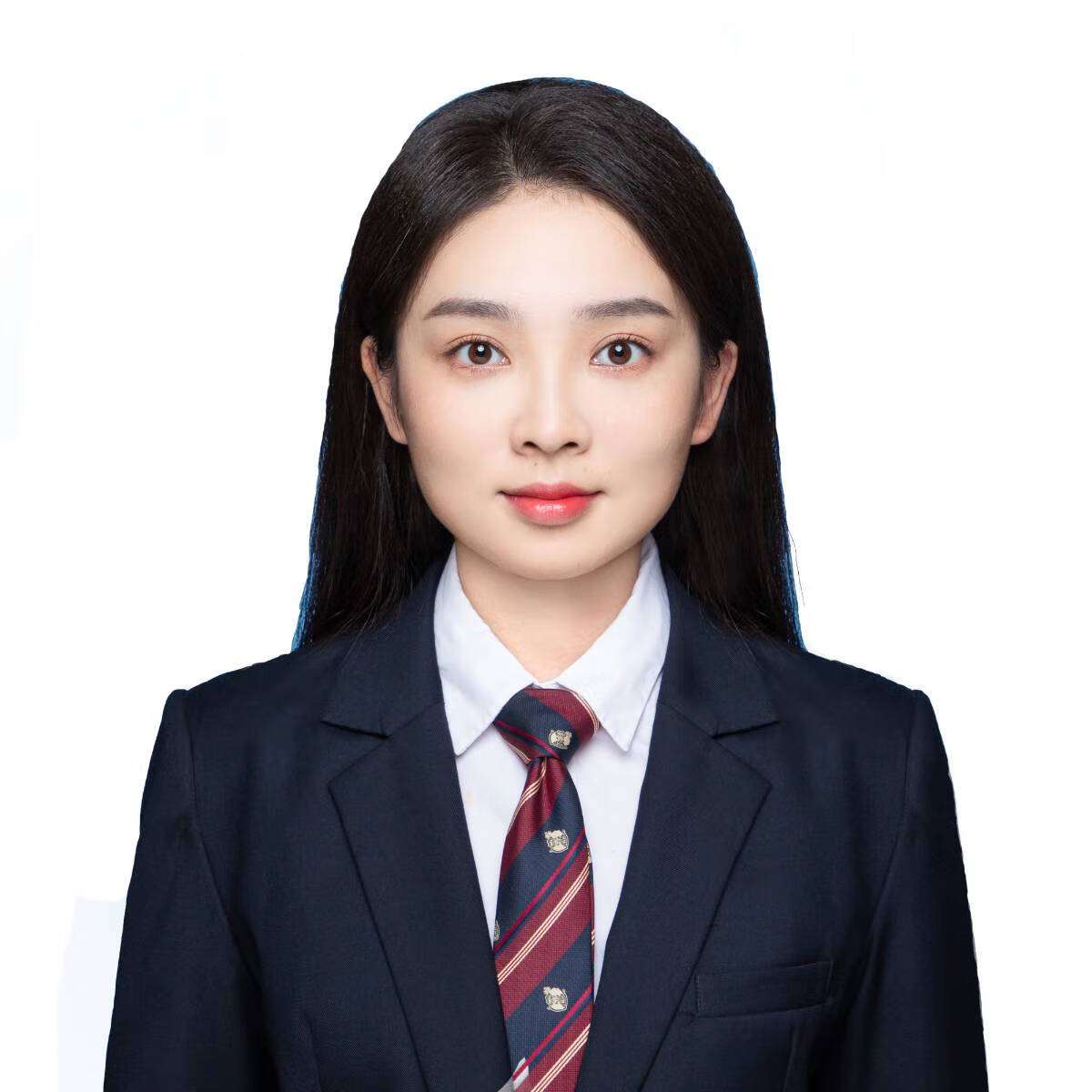 杨臻