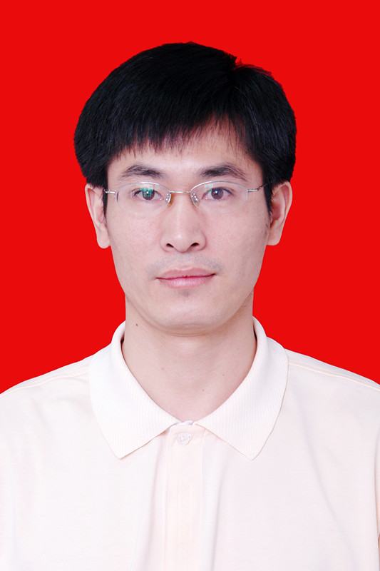 杨荣思