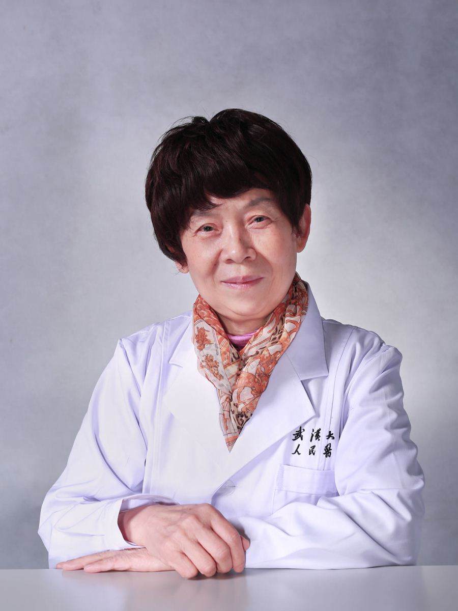 李秋英