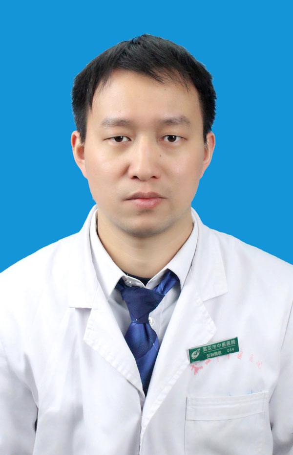 管炜