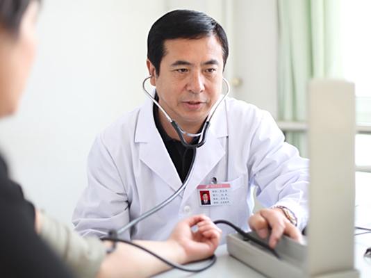 乔大伟