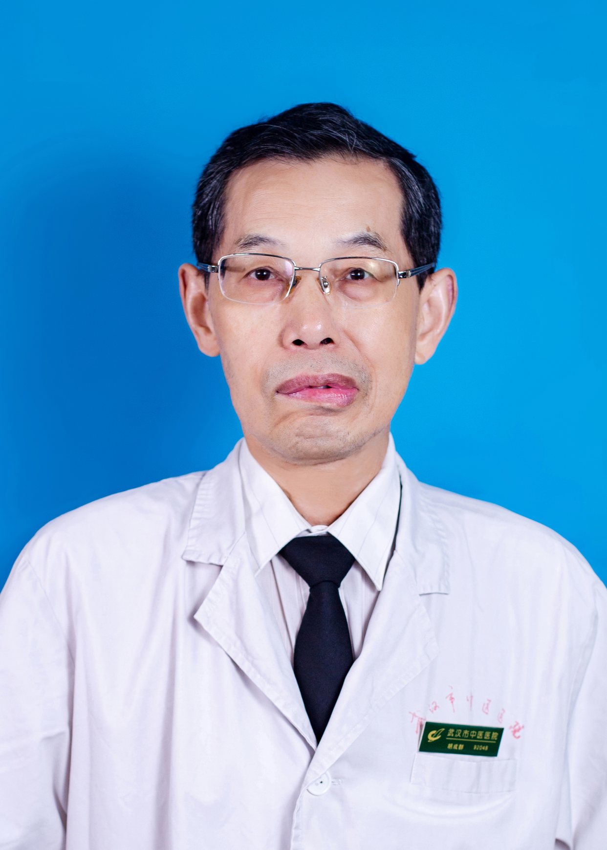 胡成群