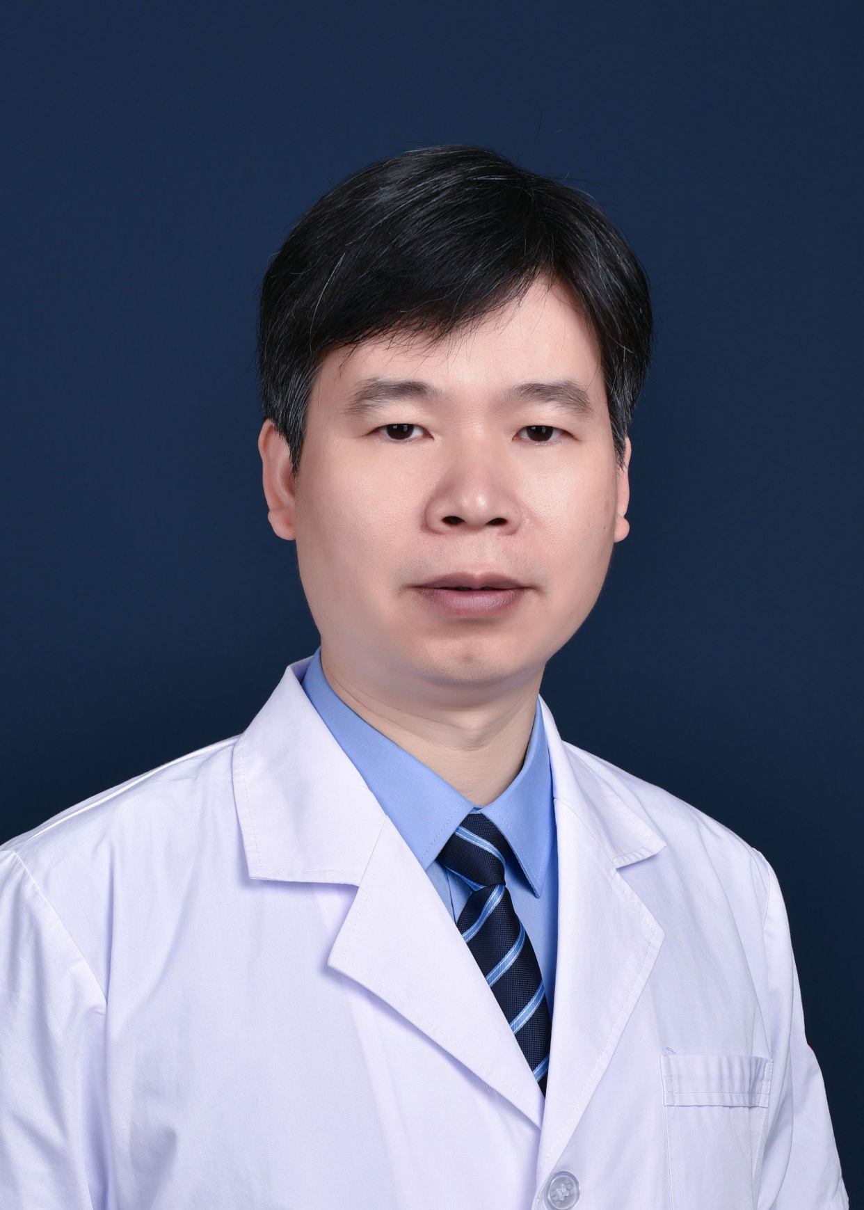 卢清平