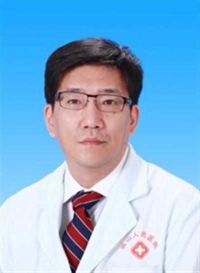 王尔天