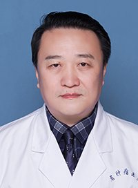 袁翎