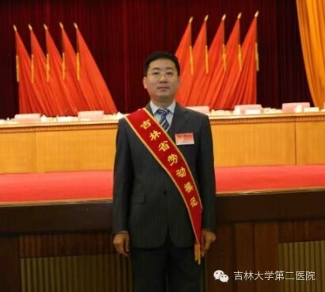 张兴义