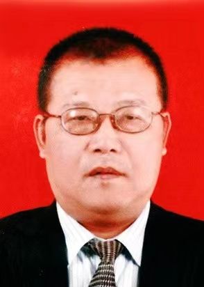 桂志雄