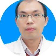 李小伟