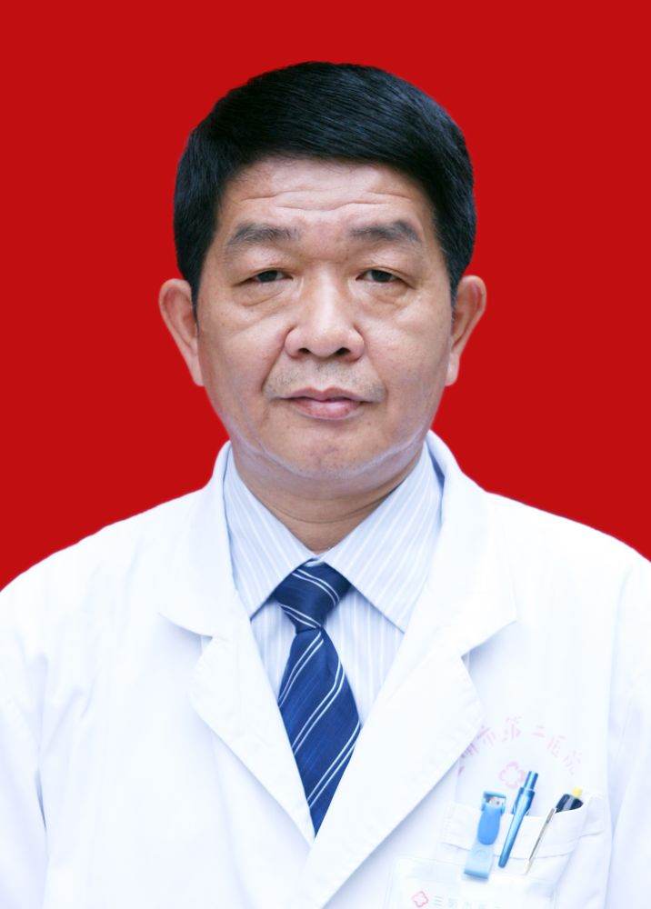 邱成端