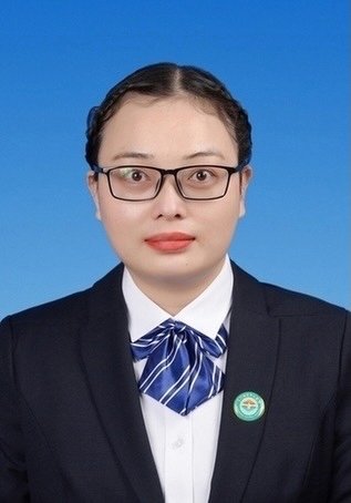 李亚男