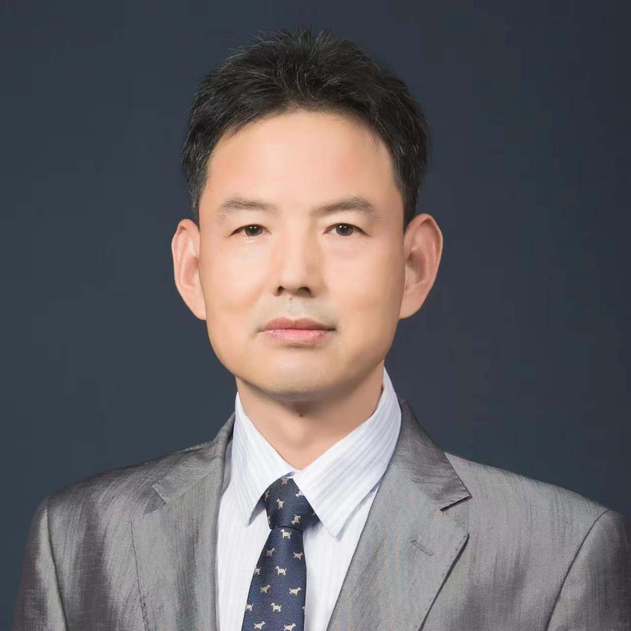 周文华