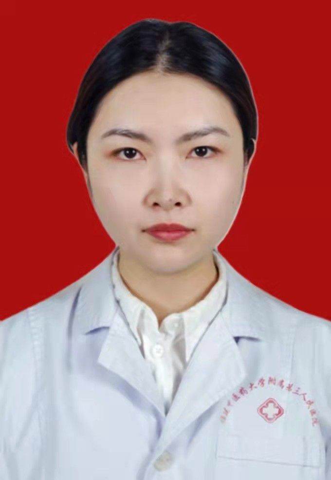张伟群