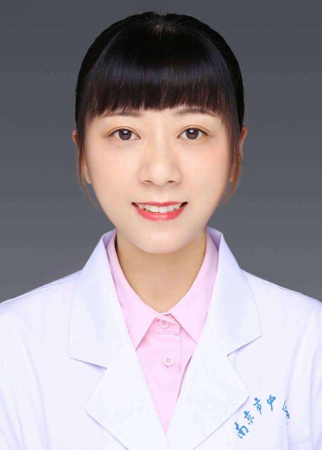 何嘉