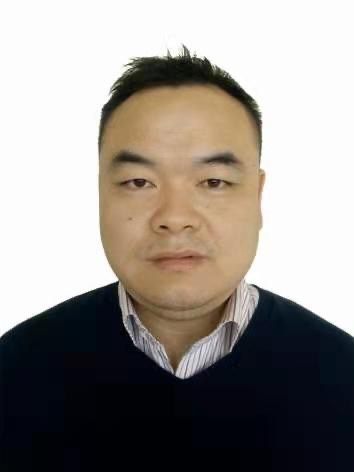张磊