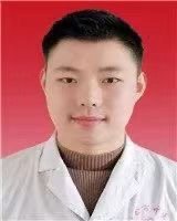 李伟