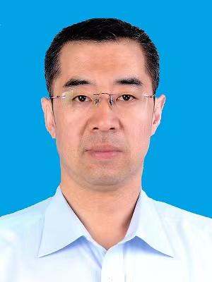 李玉龙