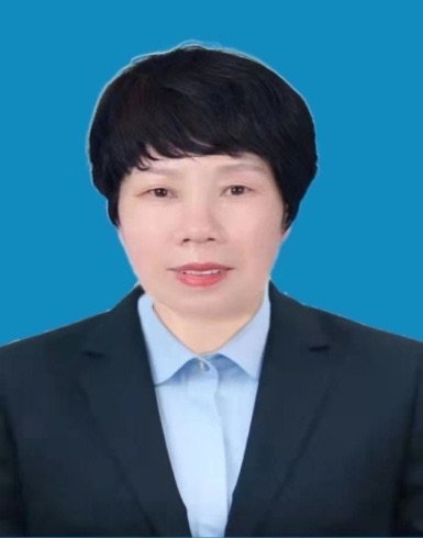 李莹