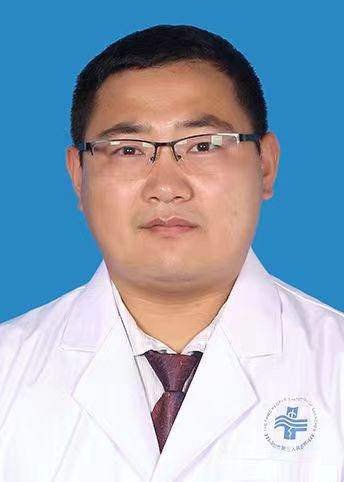 张昆